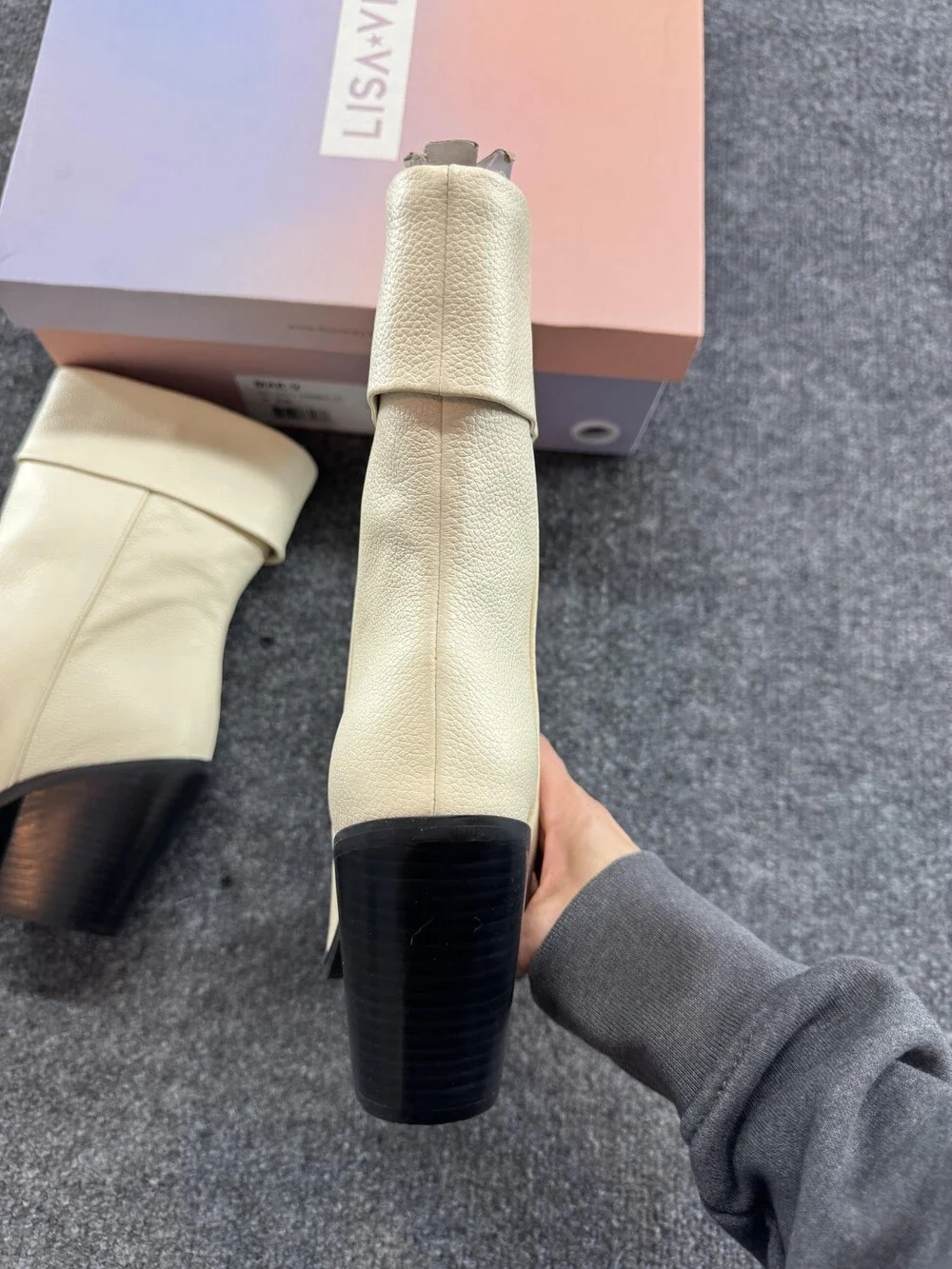 Lisa Vicky MAE-V Boots Womens Size 7 White Western Block Heel Pointed Toe